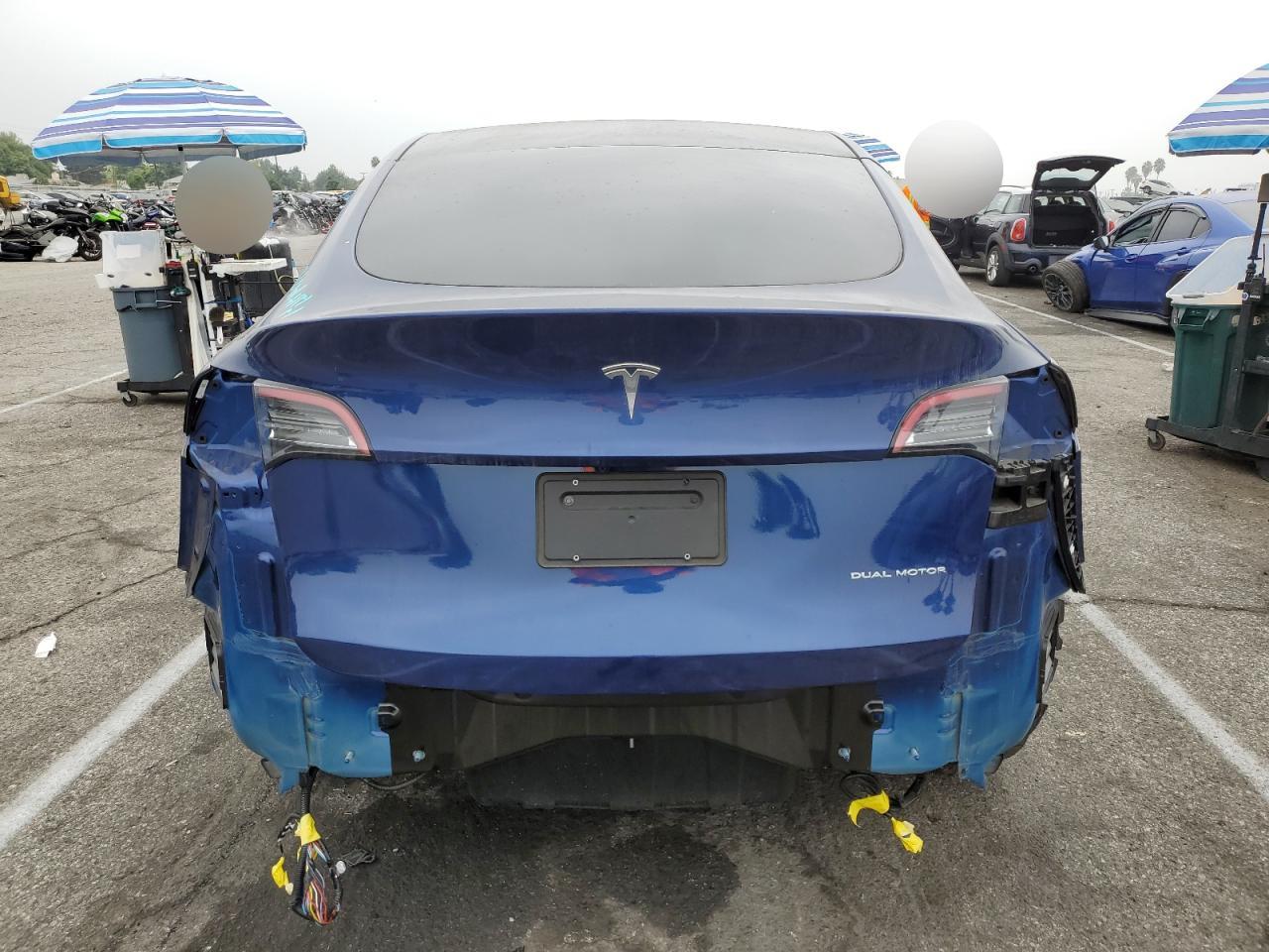 VIN 7SAYGDEEXNF415400 2022 TESLA MODEL Y no.6