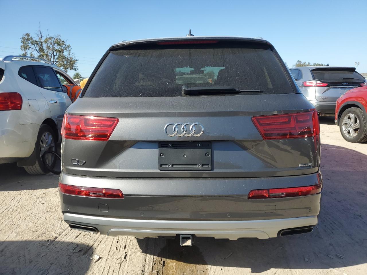 WA1LAAF70KD049287 2019 Audi Q7 Premium Plus