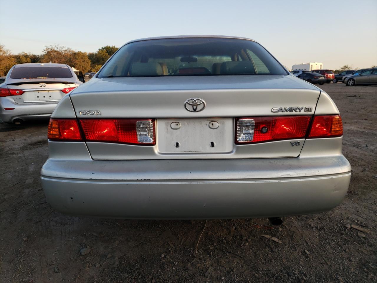 2000 Toyota Camry Le VIN: JT2BF28K9Y0245957 Lot: 78207104