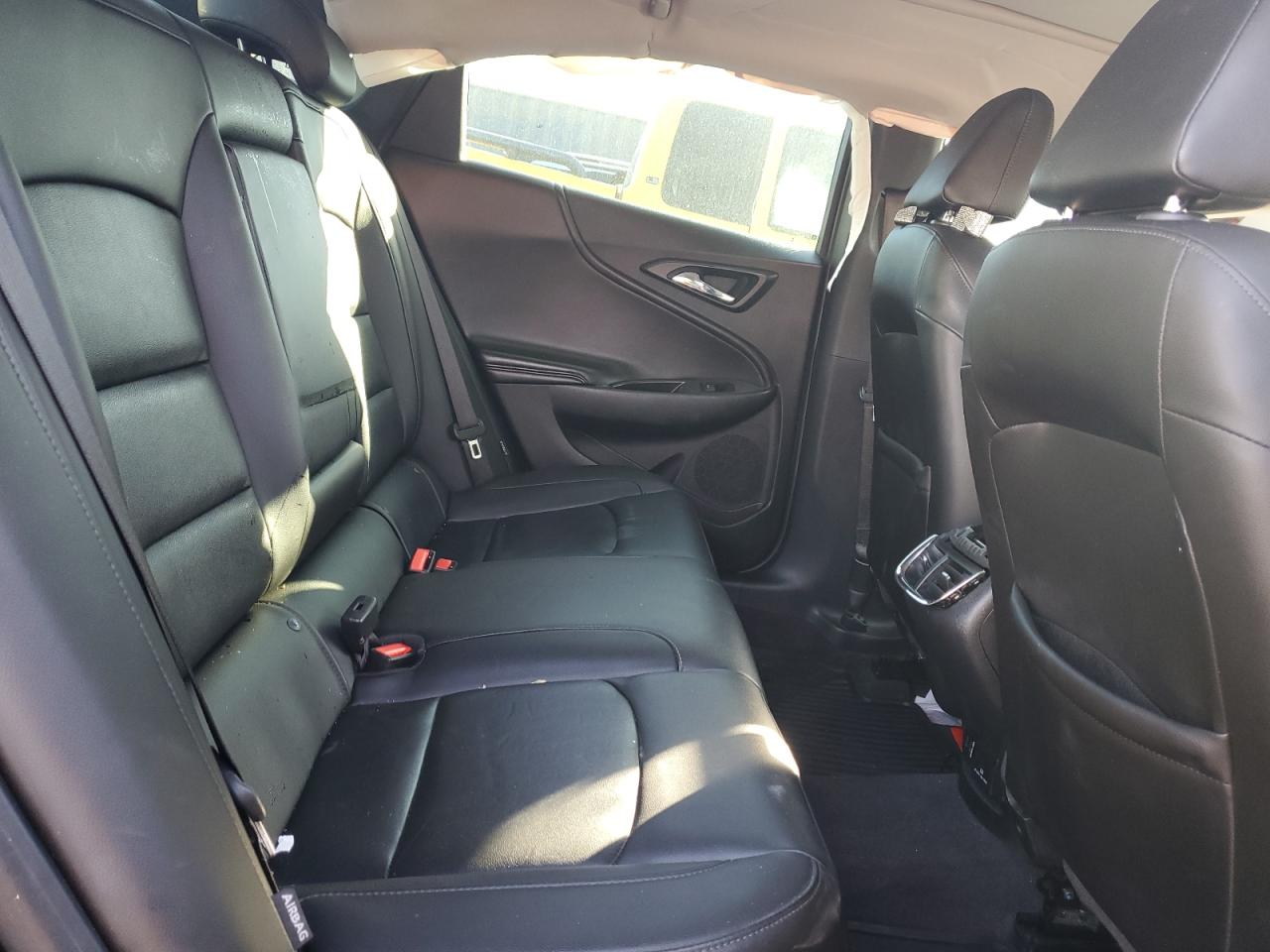 1G1ZE5STXGF189253 CHEVROLET MALIBU 2016