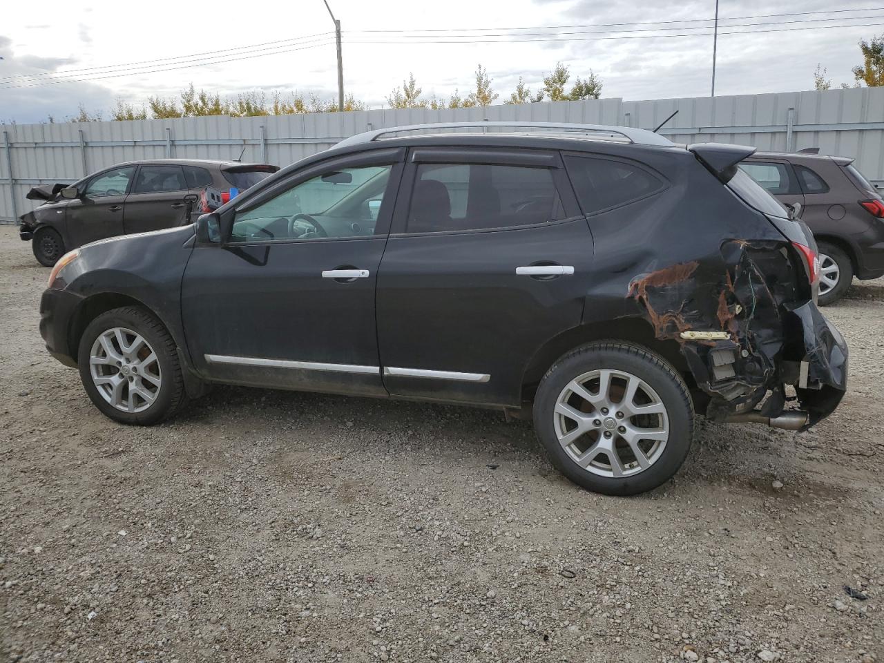 2012 Nissan Rogue - Image 2
