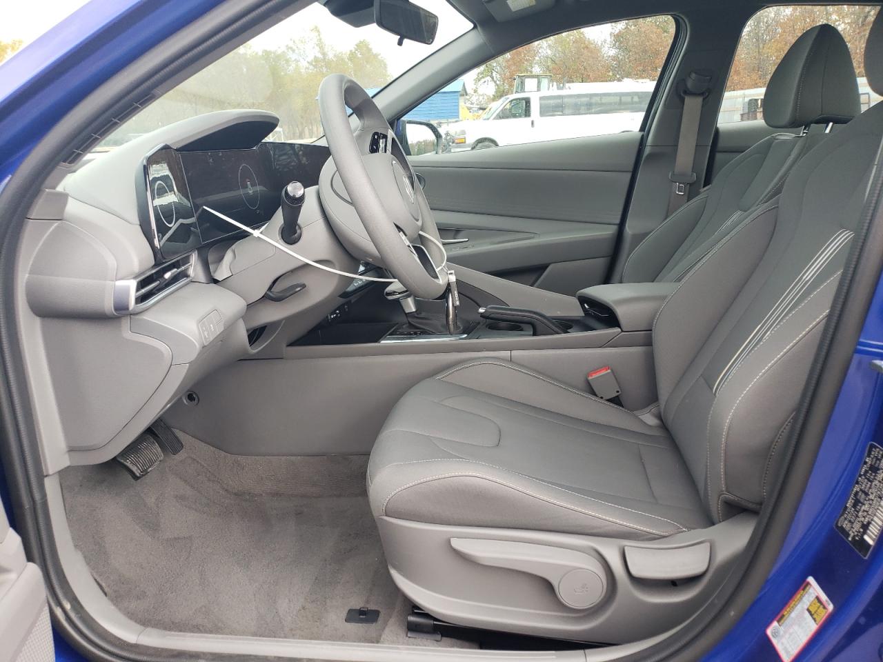 2024 Hyundai Elantra - Image 7