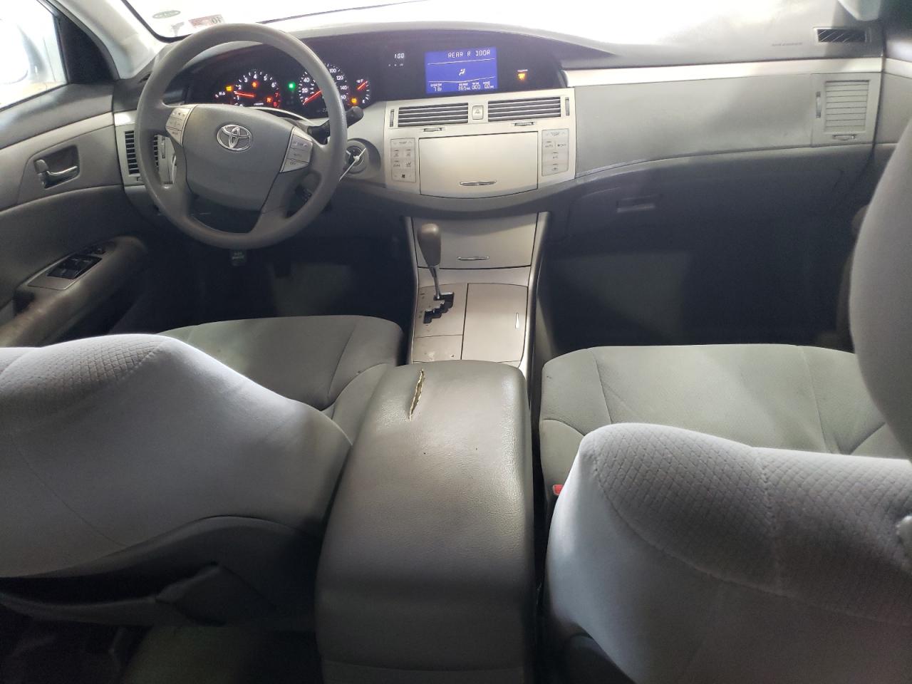 2007 Toyota Avalon - Image 8