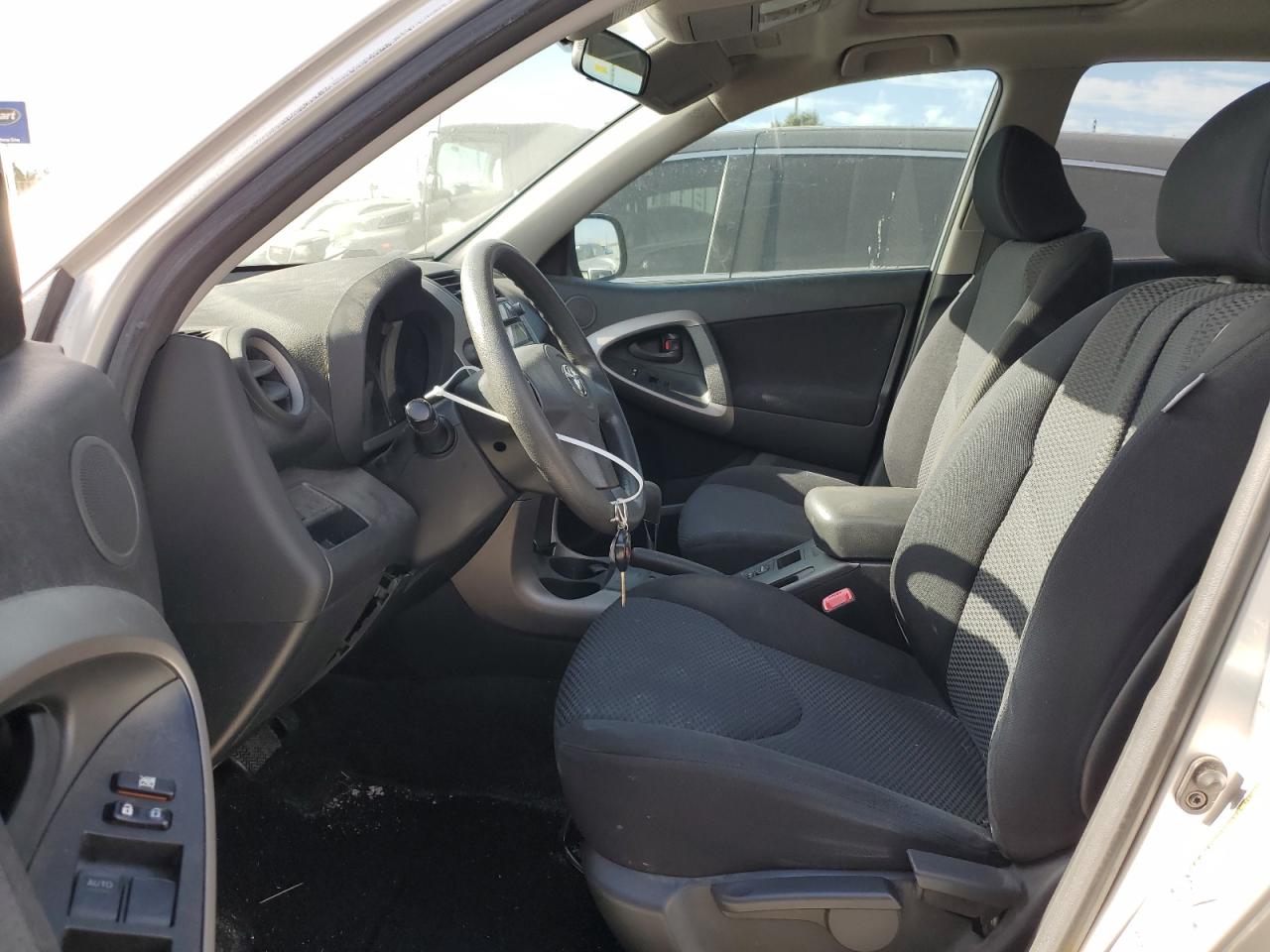 2008 Toyota RAV 4 - Image 7