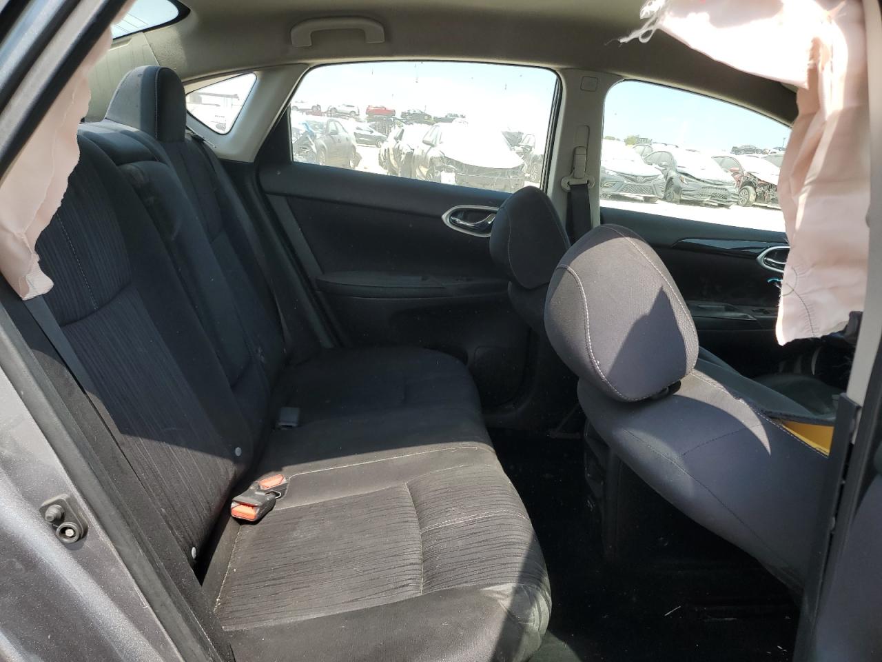 2018 Nissan Sentra - Image 10