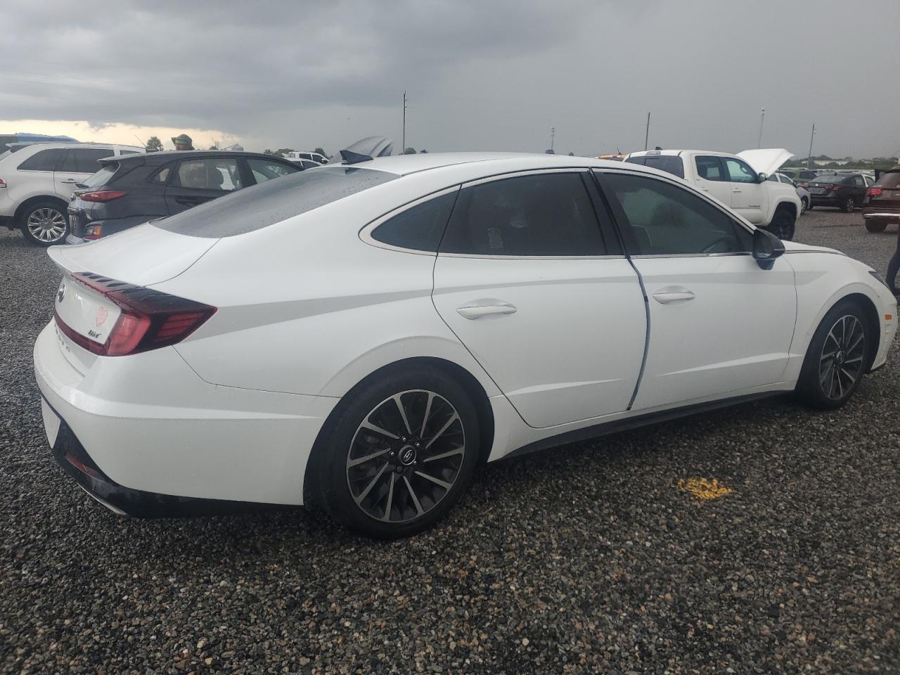 2020 Hyundai Sonata - Image 3