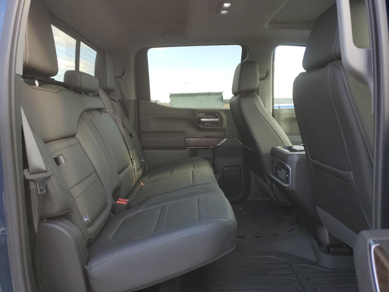 2019 GMC Sierra - Image 10