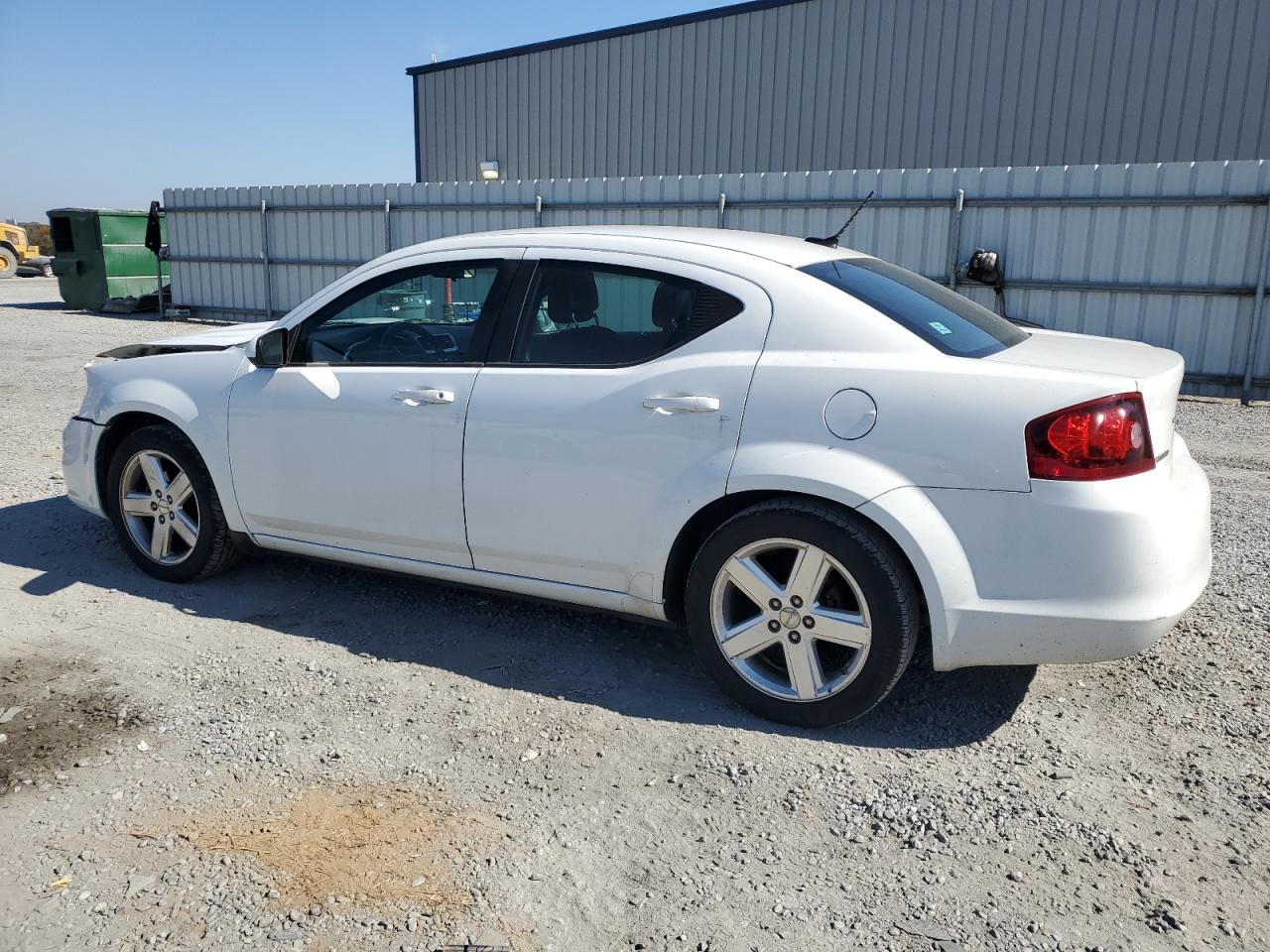 2013 Dodge Avenger - Image 2