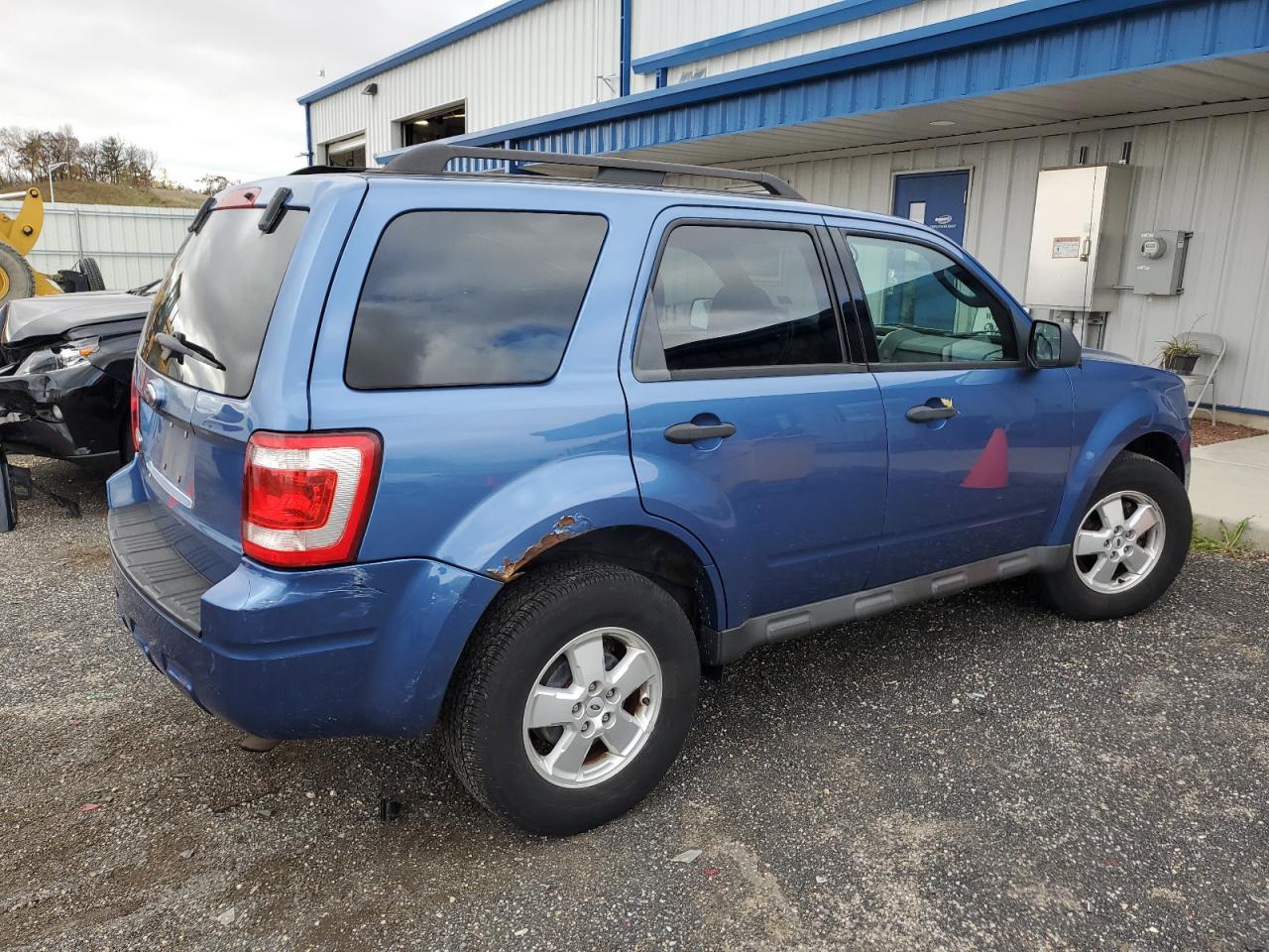 2009 Ford Escape - Image 3