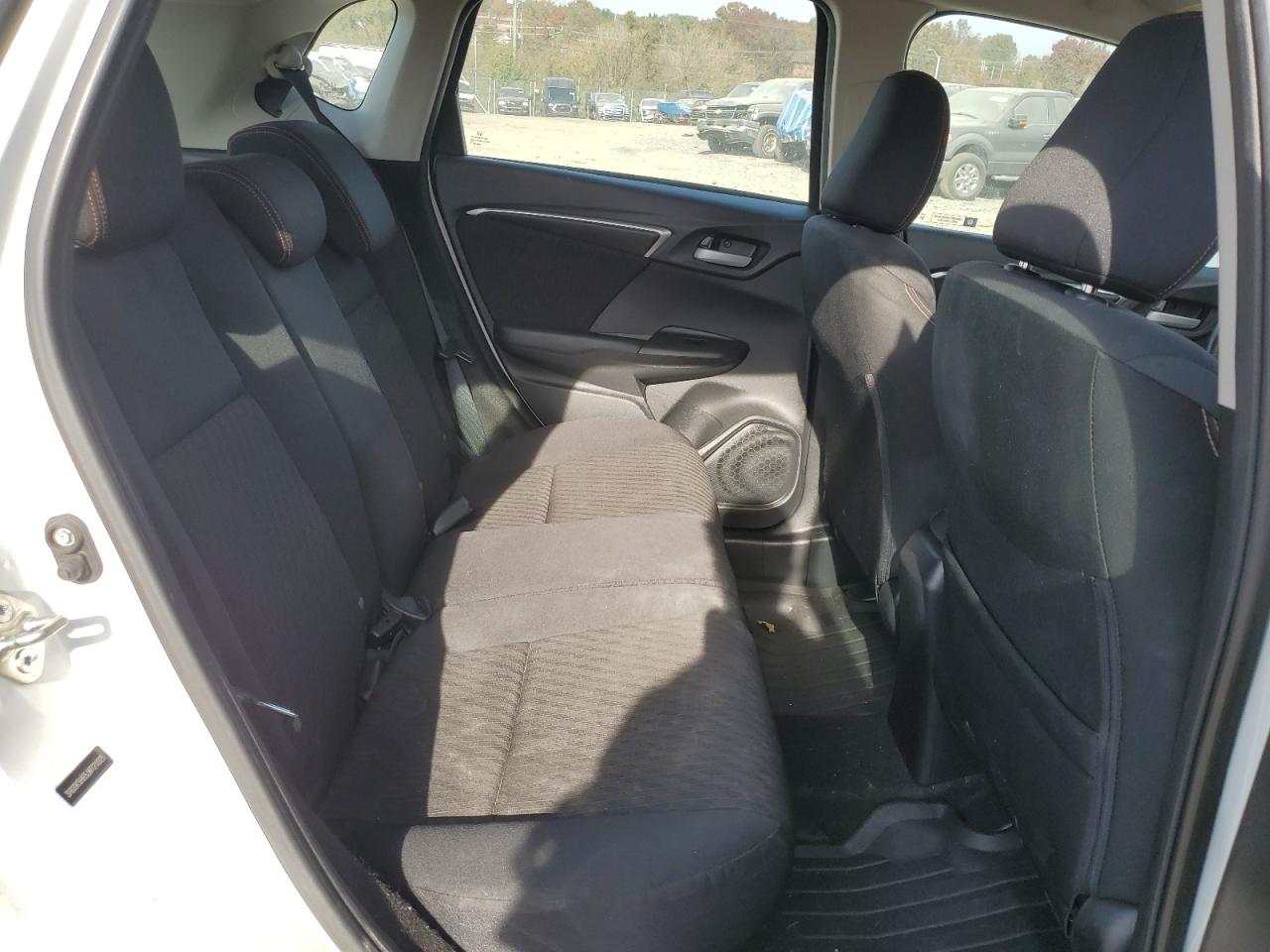 2018 Honda Fit - Image 10