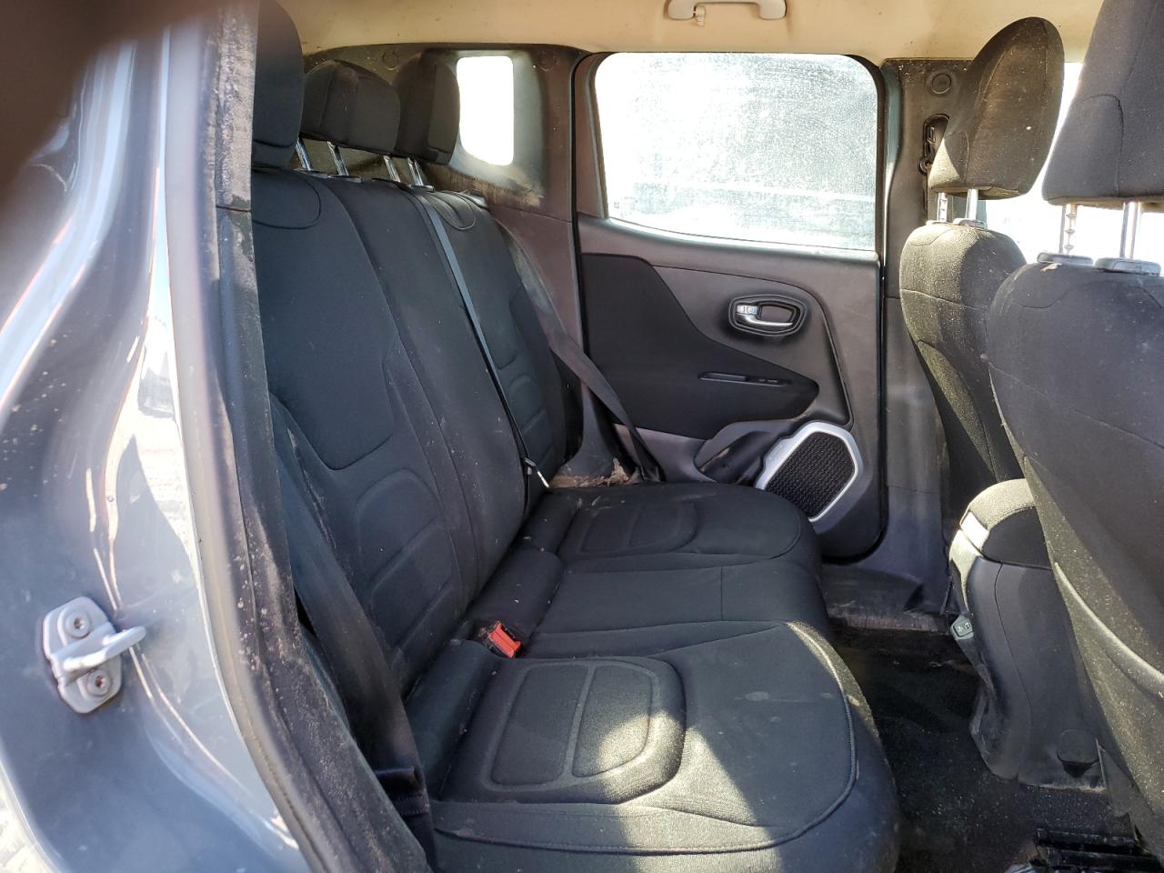 ZACCJBBB0JPJ32124 2018 Jeep Renegade Latitude