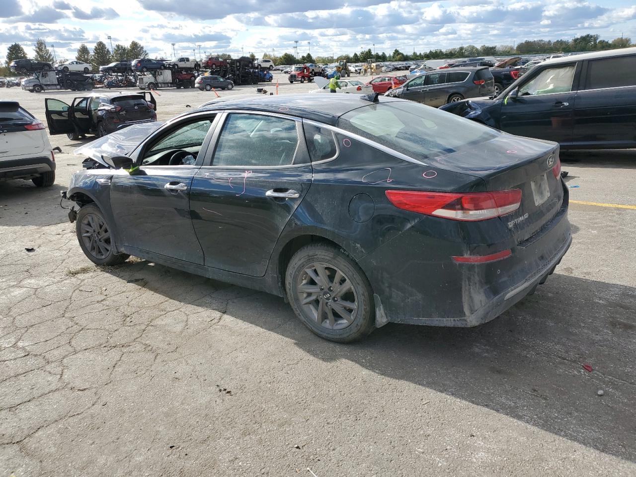 2020 Kia Optima - Image 2