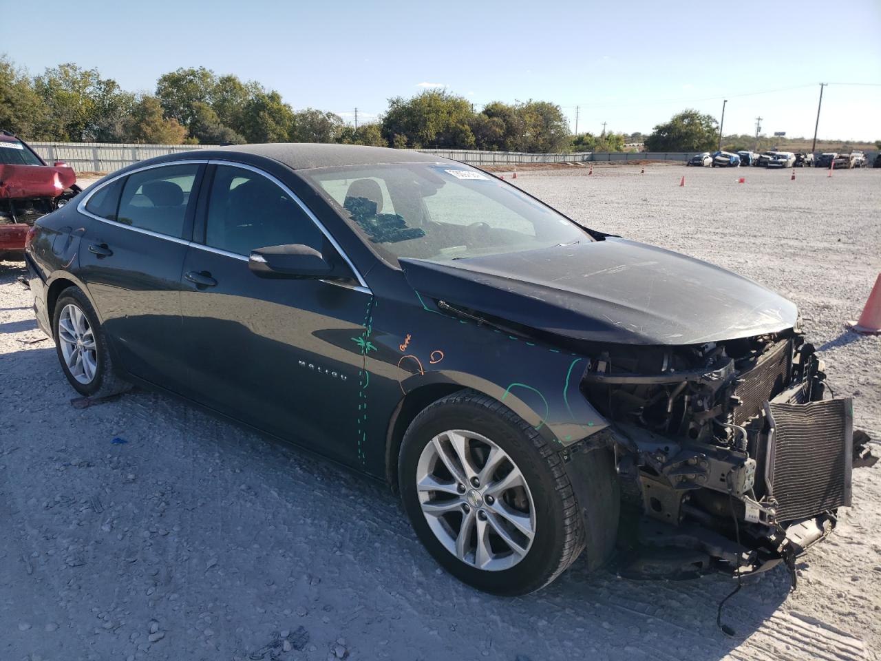 2017 Chevrolet Malibu - Image 4