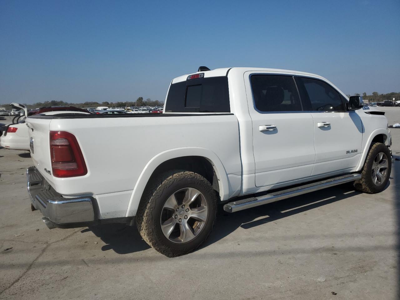 2020 RAM 1500 - Image 3