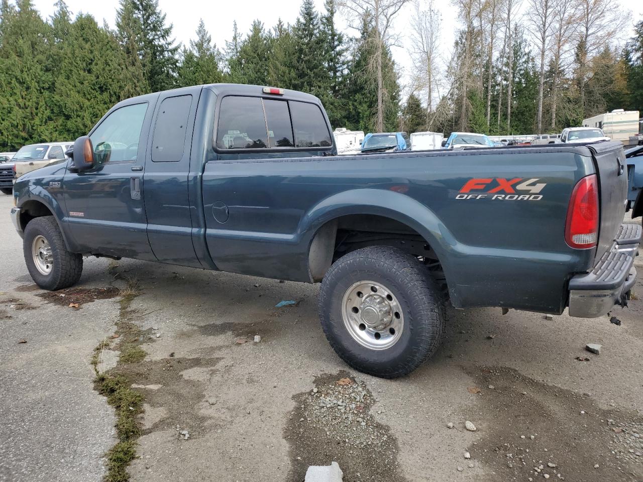 2004 Ford F250 - Image 2