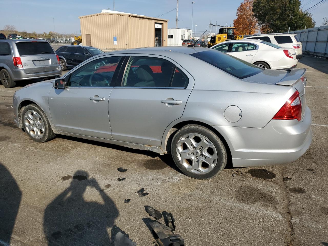 2010 Ford Fusion - Image 2