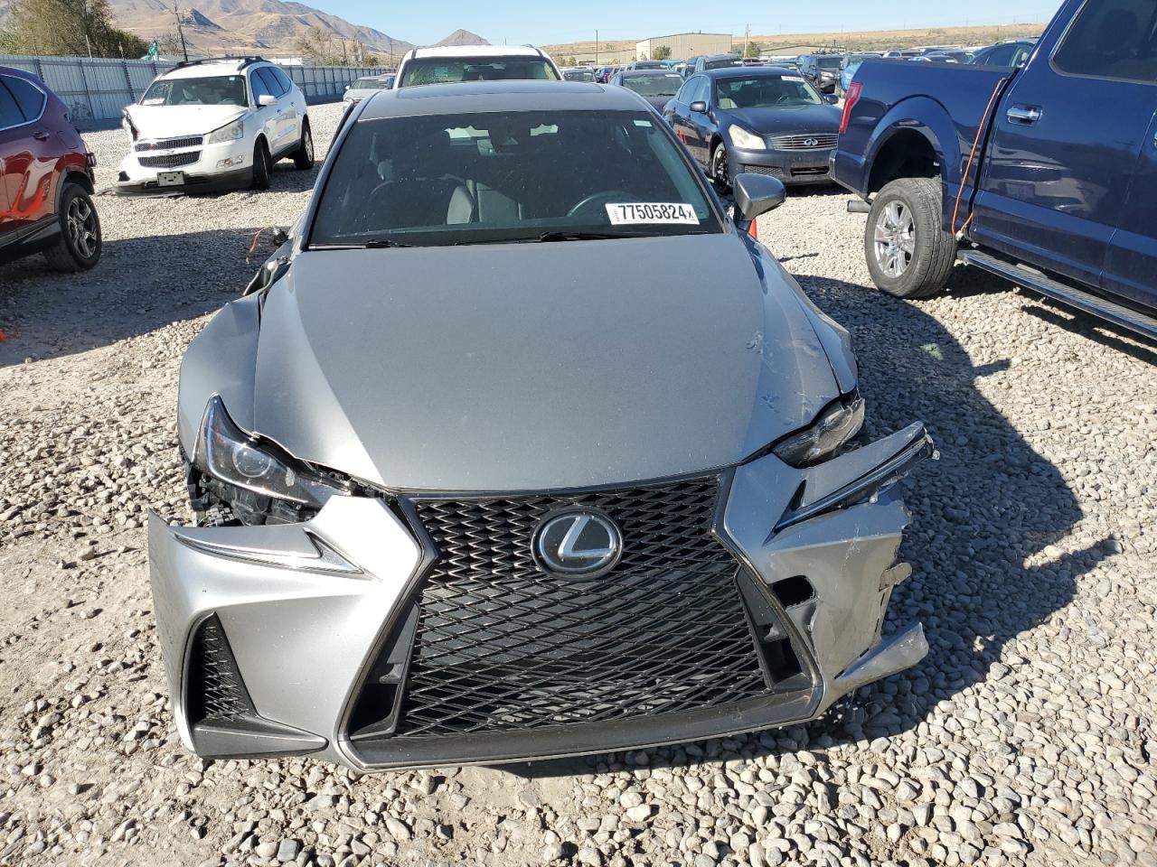 2019 Lexus IS - Image 5