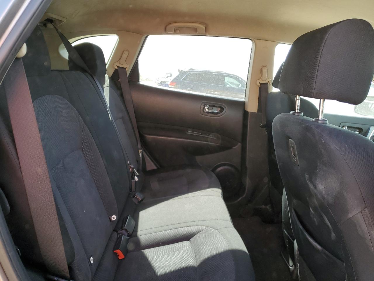 2012 Nissan Rogue - Image 11