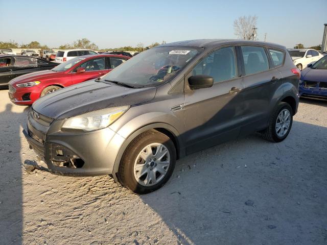 2013 Ford Escape S продається в Kansas City, KS - Front End