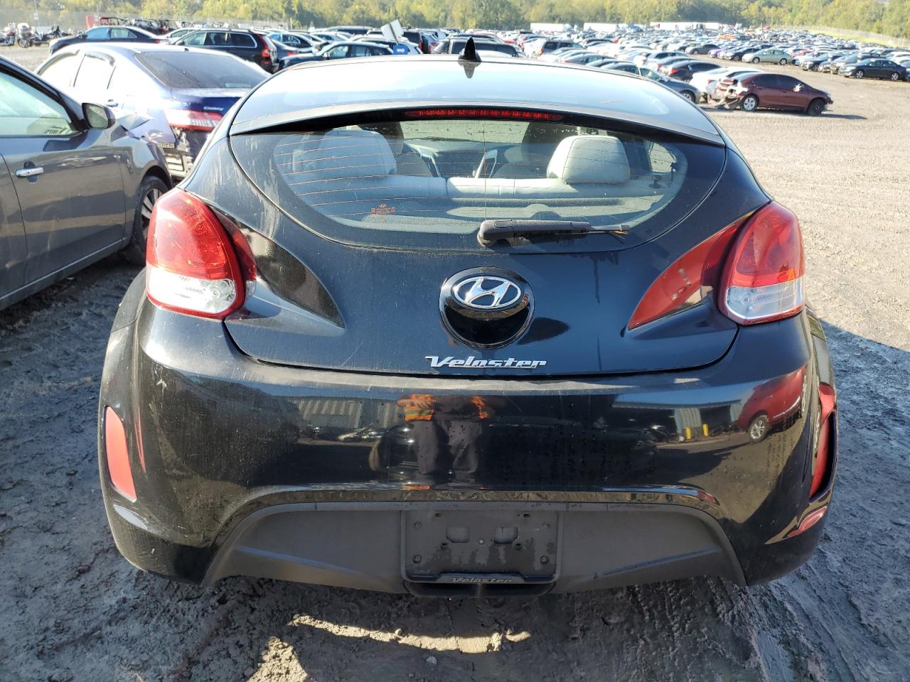 2012 Hyundai Veloster VIN: KMHTC6AD2CU027900 Lot: 73605714