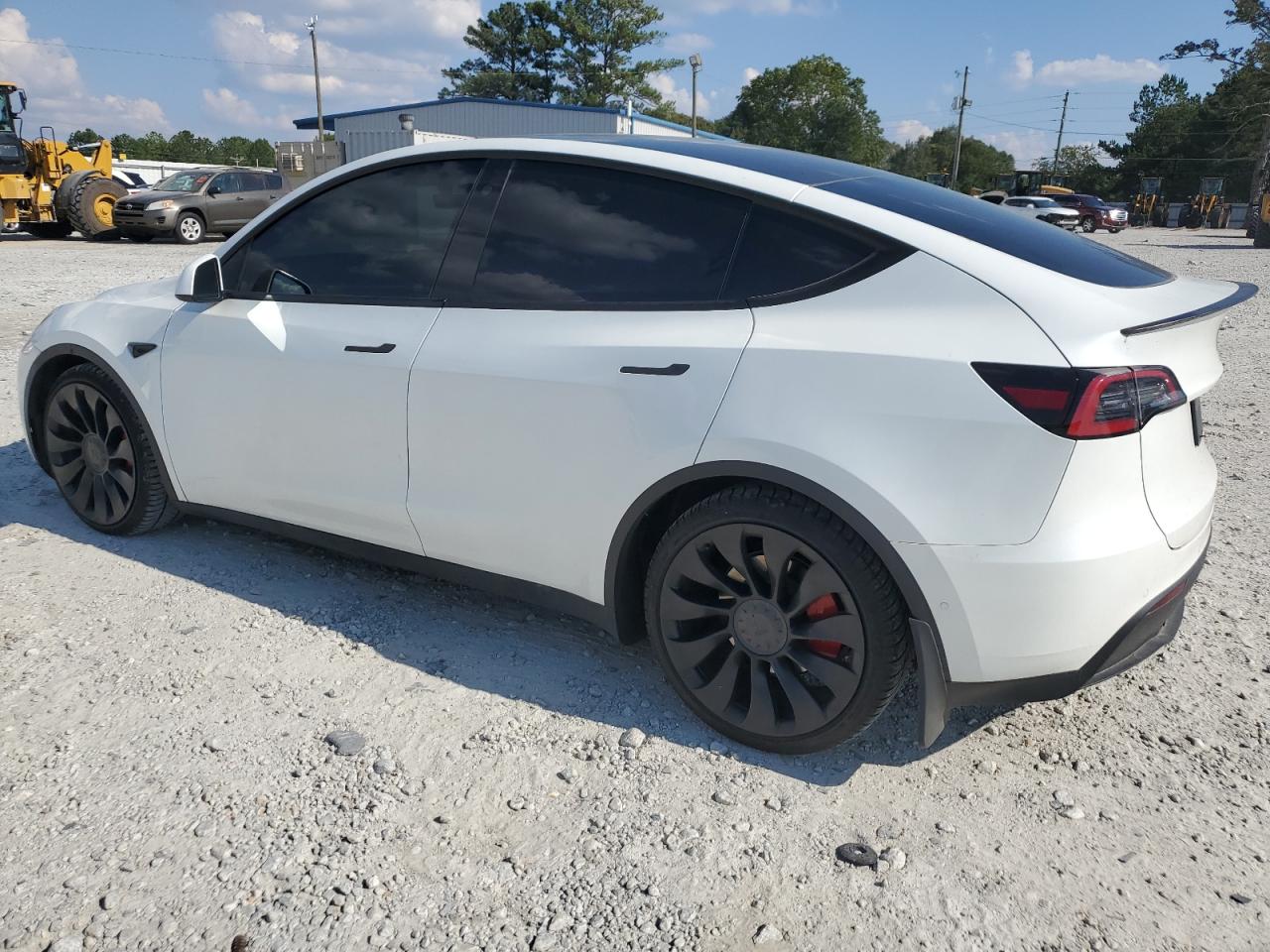 7SAYGDEF8NF532014 2022 TESLA MODEL Y - Image 2