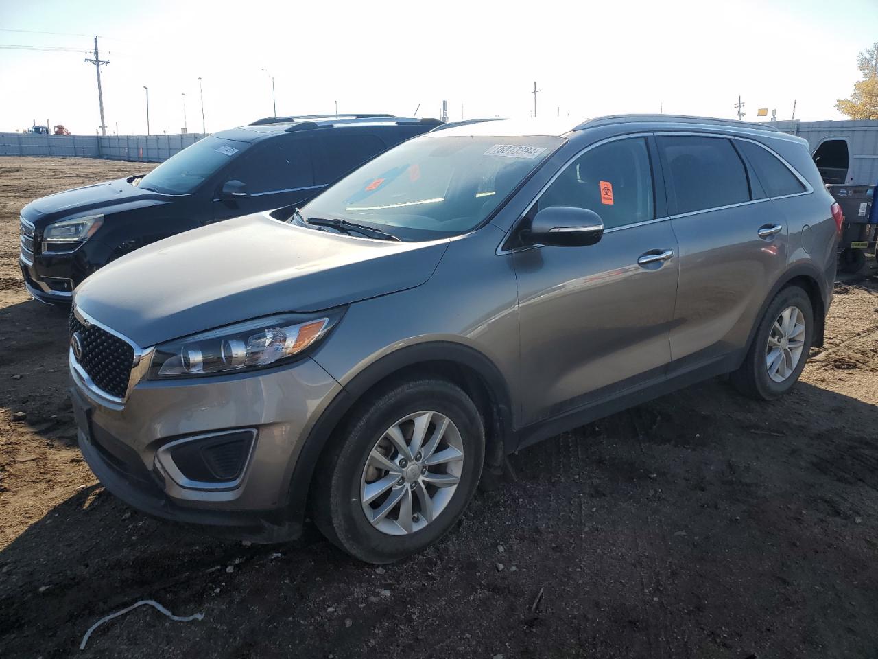 5XYPG4A34HG251104 2017 KIA SORENTO - Image 1