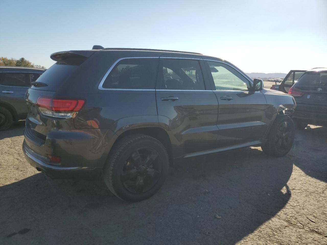 2016 Jeep Grand Cherokee - Image 3