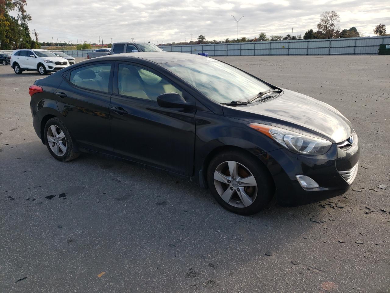 VIN 5NPDH4AE4DH246134 2013 HYUNDAI ELANTRA no.4