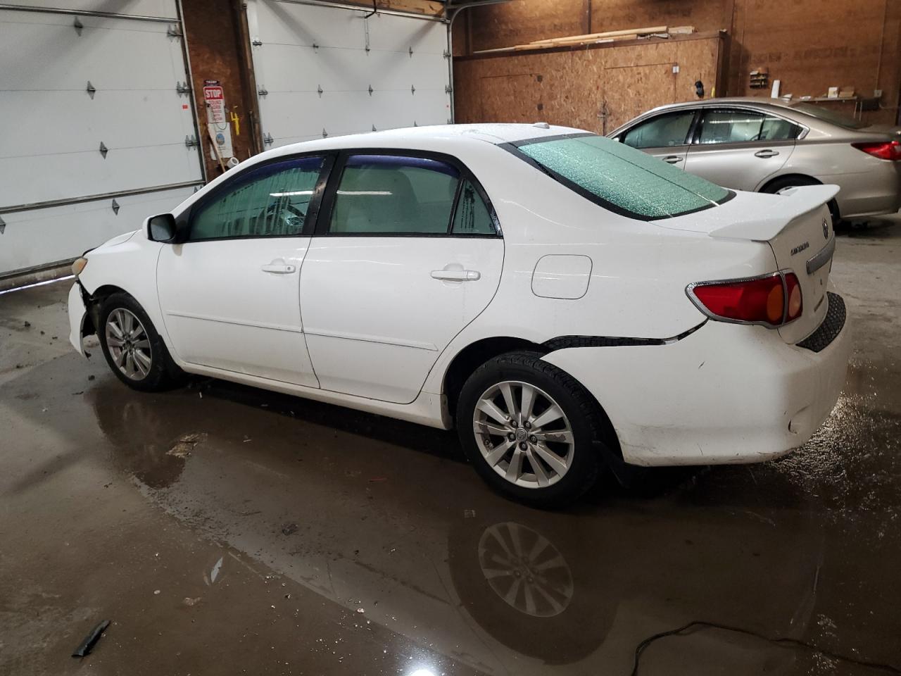 2009 Toyota Corolla - Image 2
