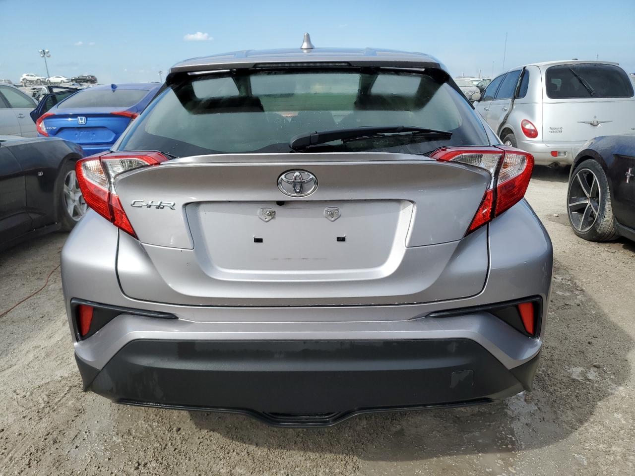 JTNKHMBX2L1093343 2020 Toyota C-Hr Xle