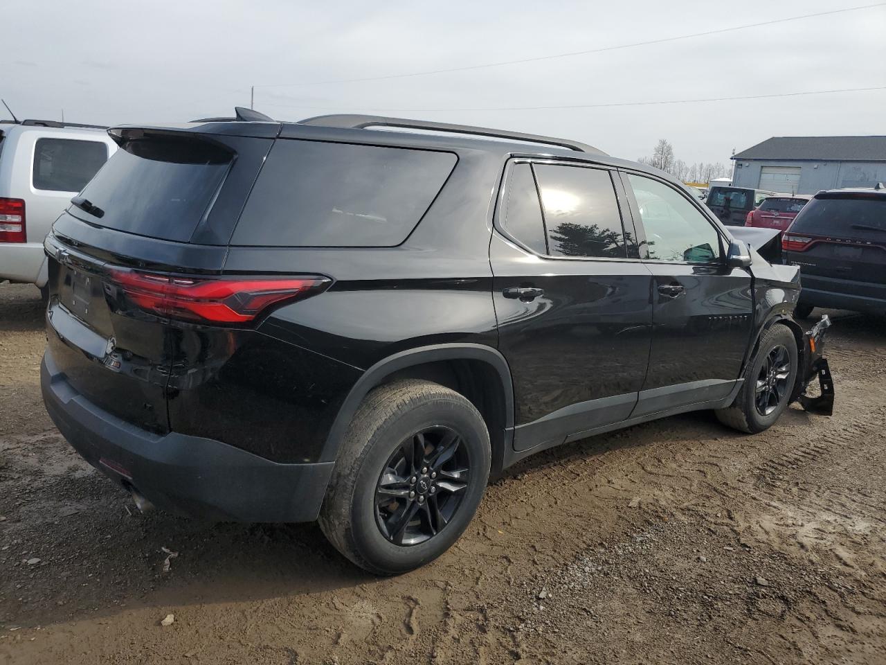 2022 Chevrolet Traverse - Image 3