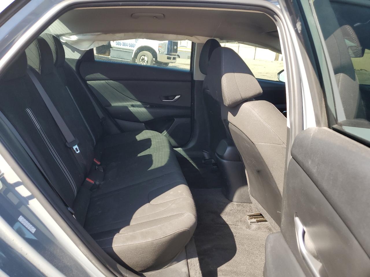 2023 Hyundai Elantra - Image 10