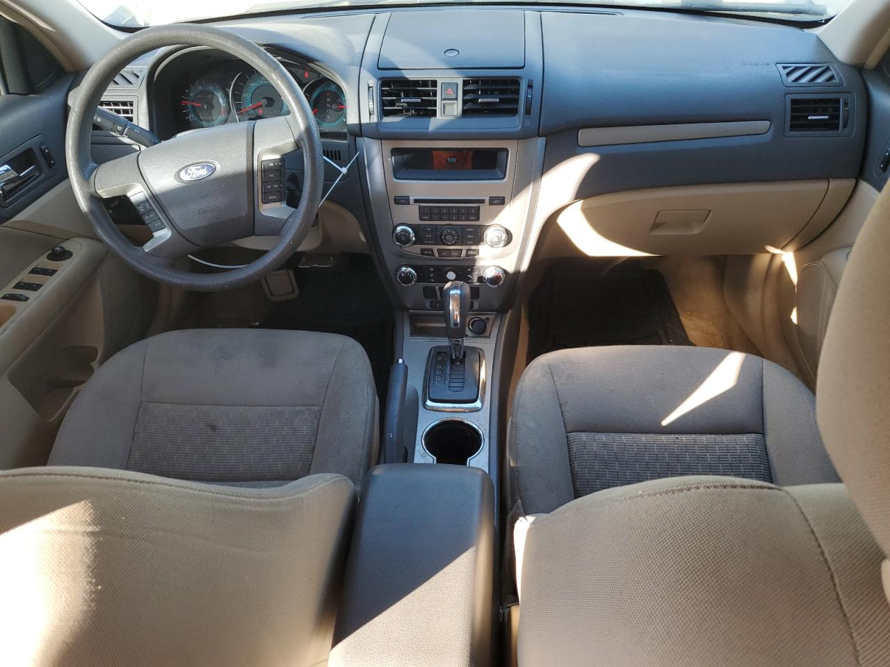 2010 Ford Fusion - Image 8
