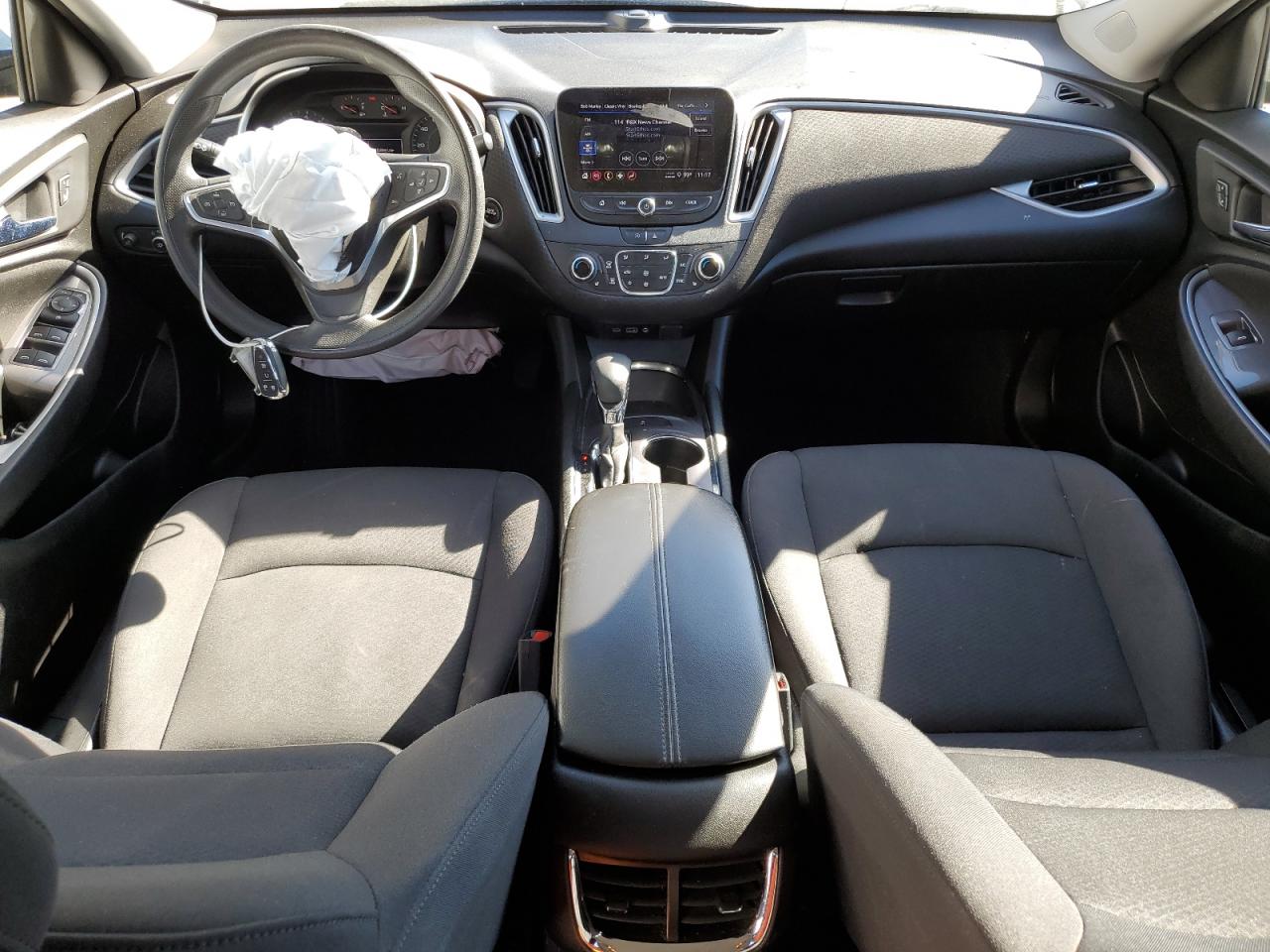 2022 Chevrolet Malibu - Image 8