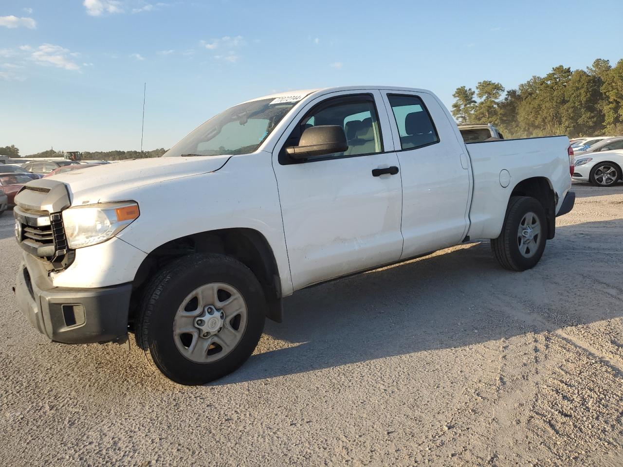 2016 TOYOTA TUNDRA