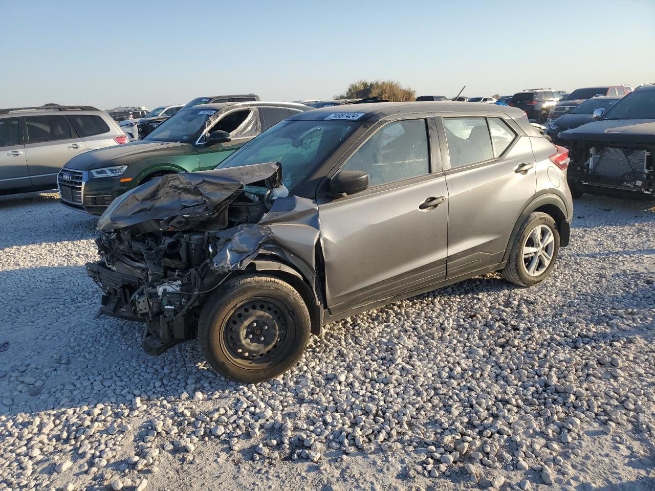 2020 Nissan Kicks - Image 1