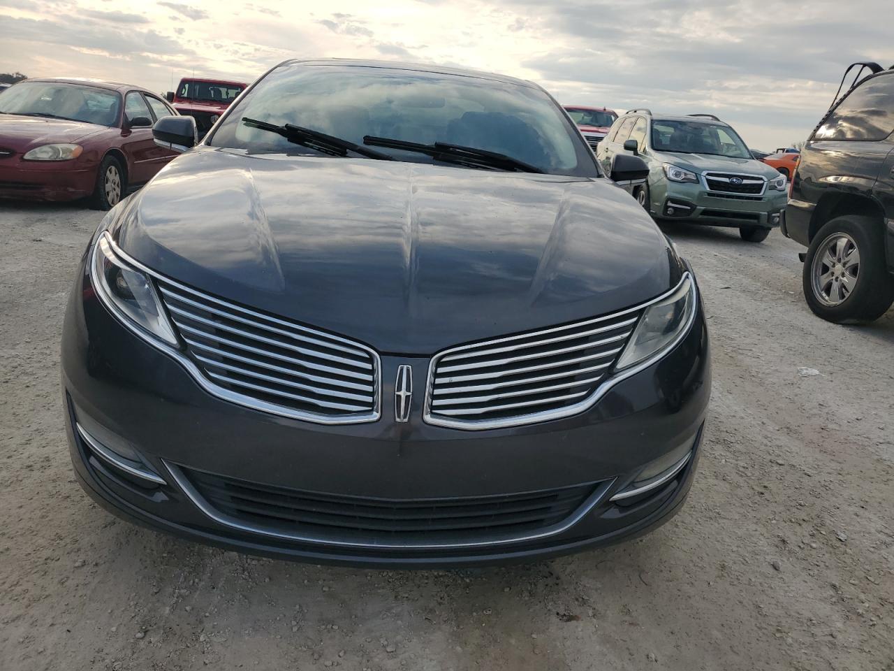 2014 Lincoln MKZ - Image 5