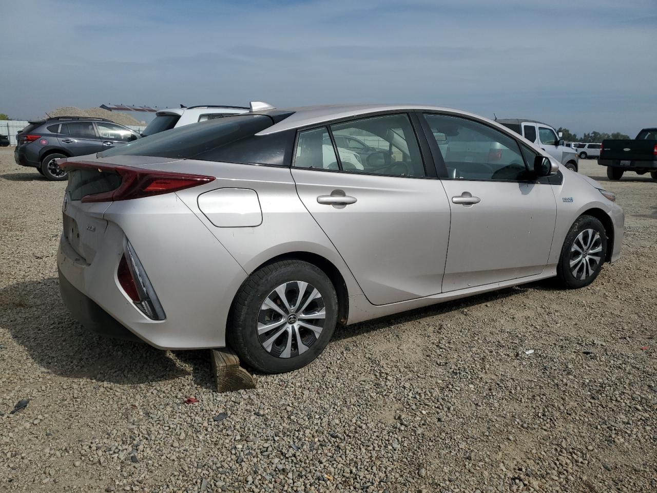 JTDKAMFP5M3172840 2021 Toyota Prius Prime Le