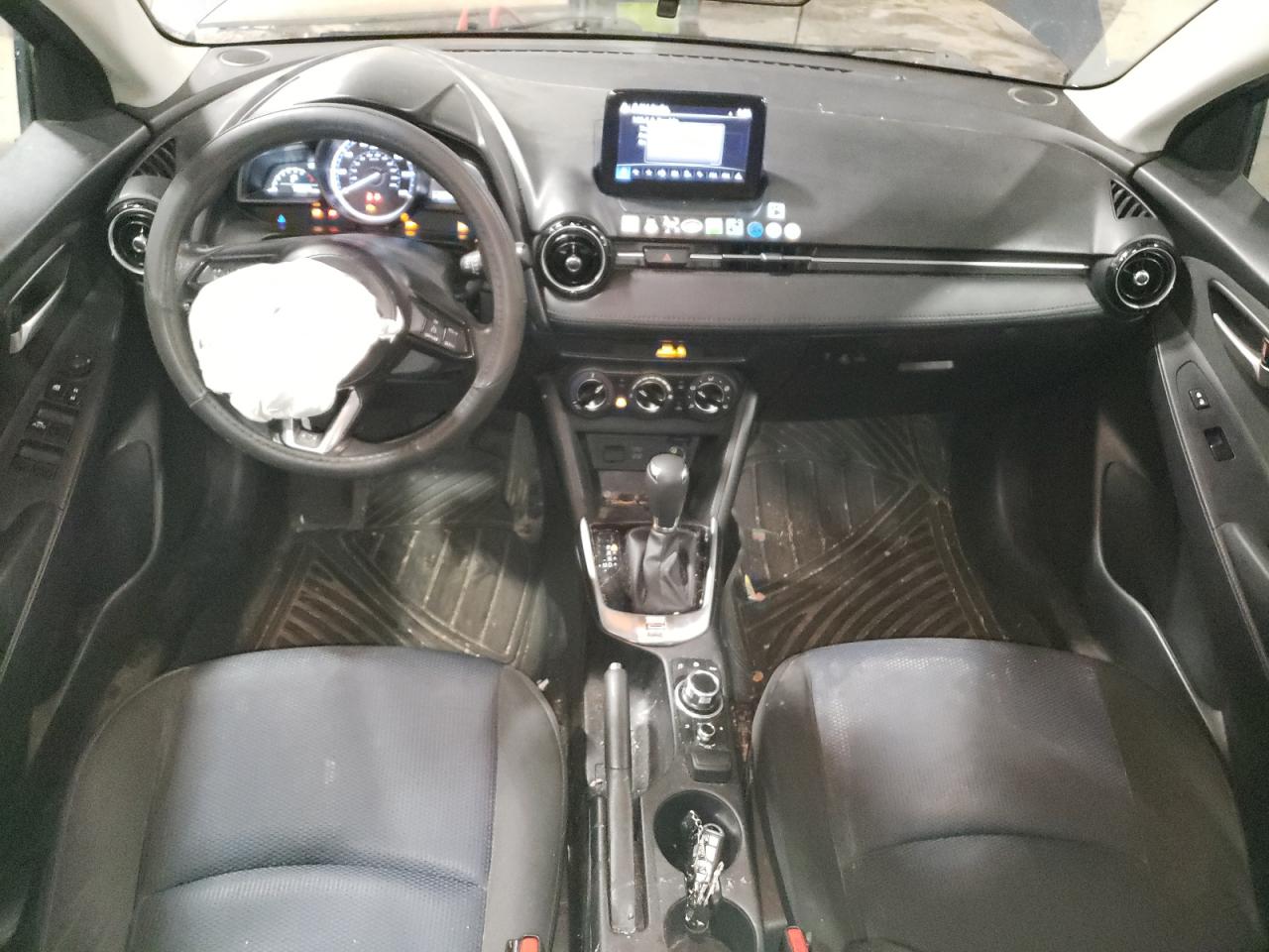 2019 Toyota Yaris - Image 8