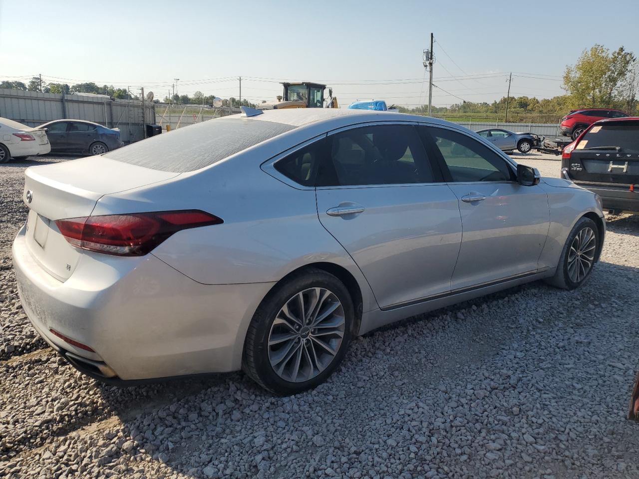 VIN KMHGN4JE5GU120392 2016 HYUNDAI GENESIS no.3