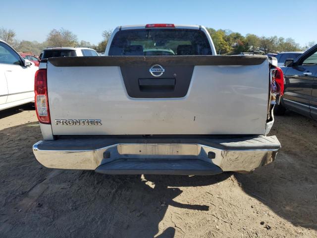  NISSAN FRONTIER 2016 Сріблястий