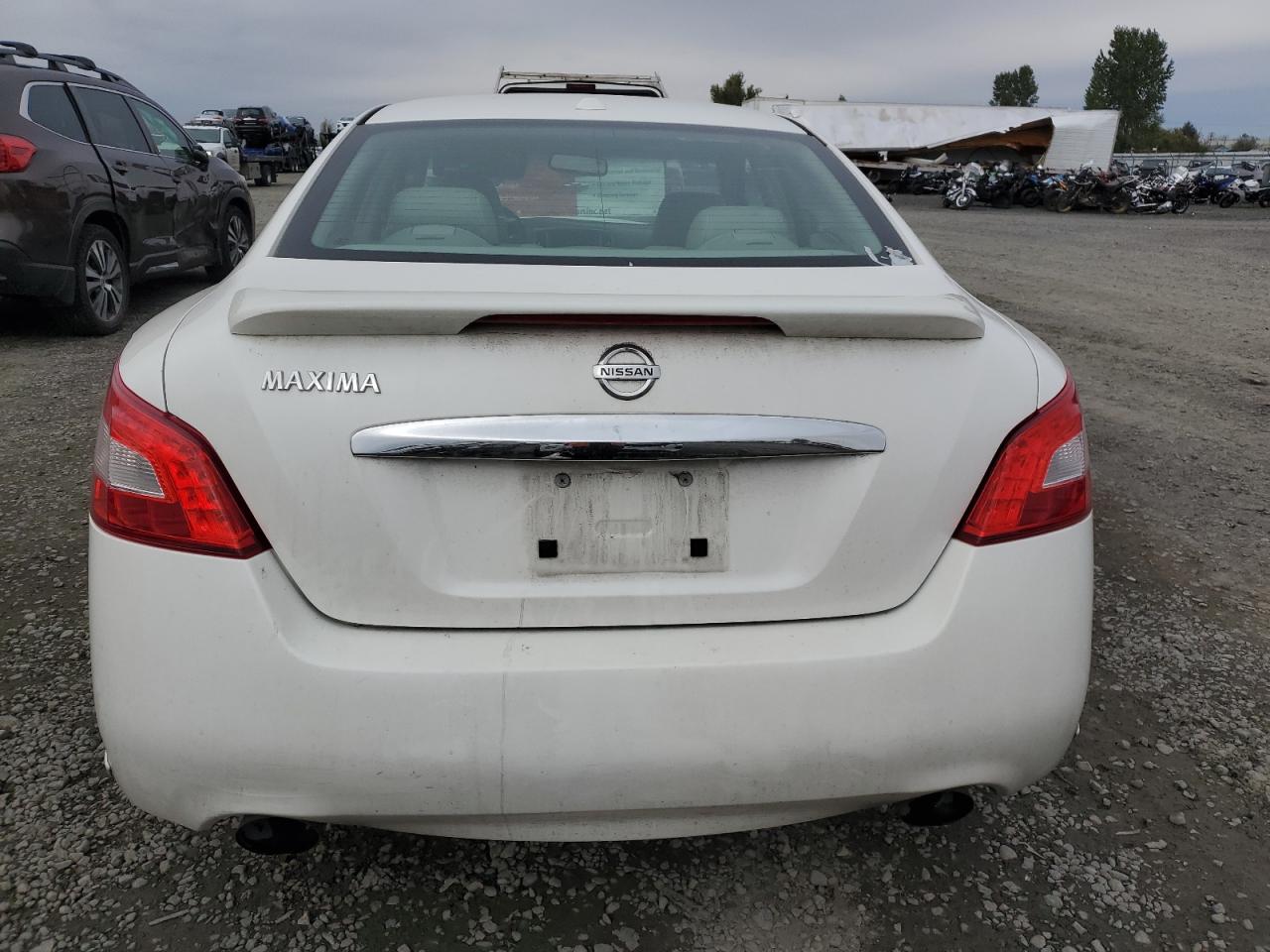 2009 Nissan Maxima - Image 6