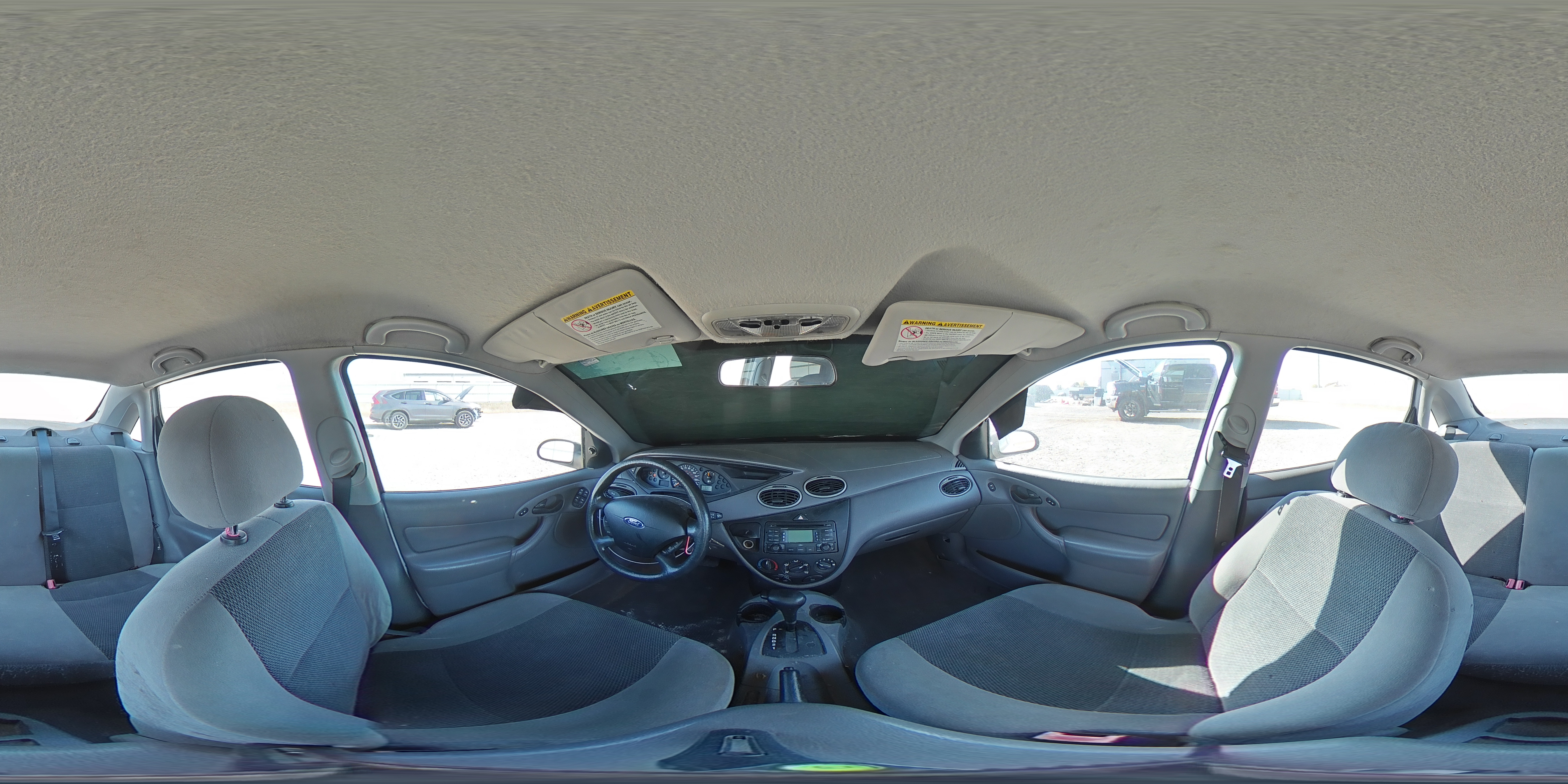 2003 Ford Focus - Image 13