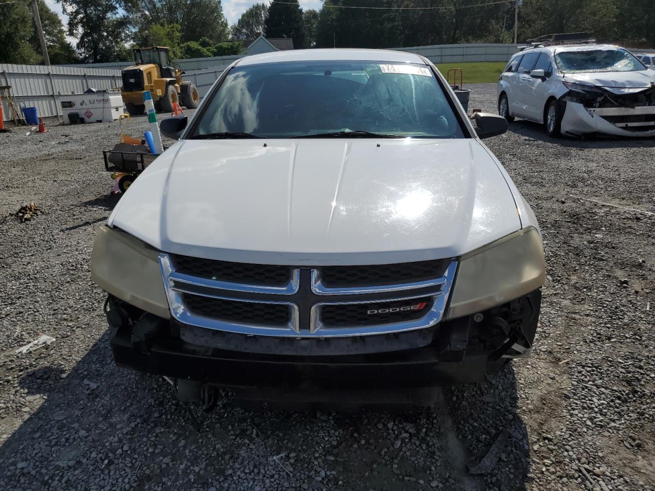 2013 Dodge Avenger - Image 5