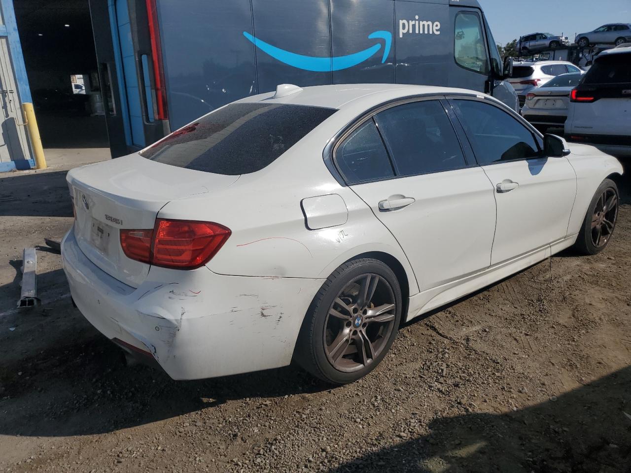 WBA3B9C56DJ437386 2013 BMW 335 Xi