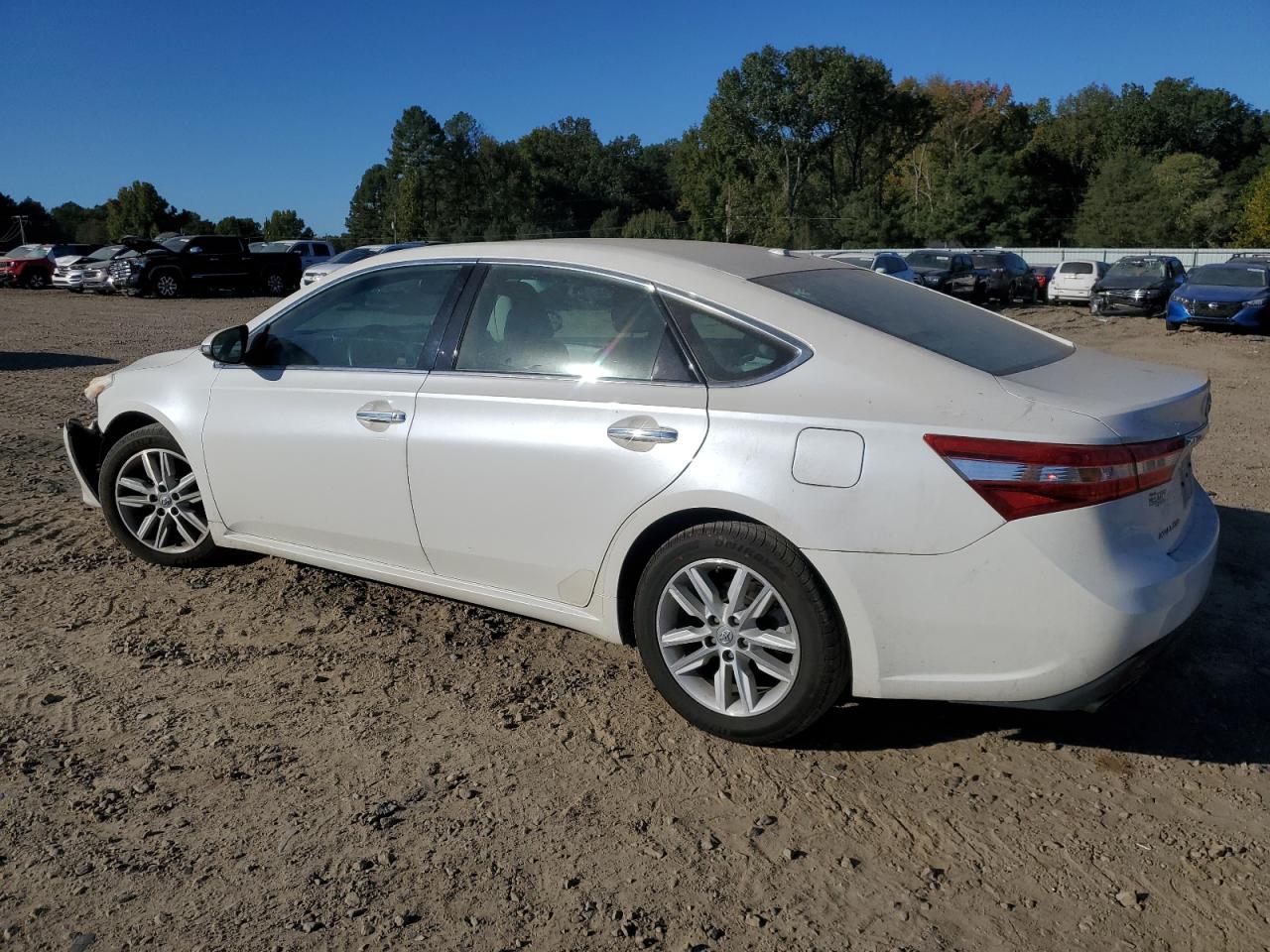 VIN 4T1BK1EB6FU148556 2015 TOYOTA AVALON no.2