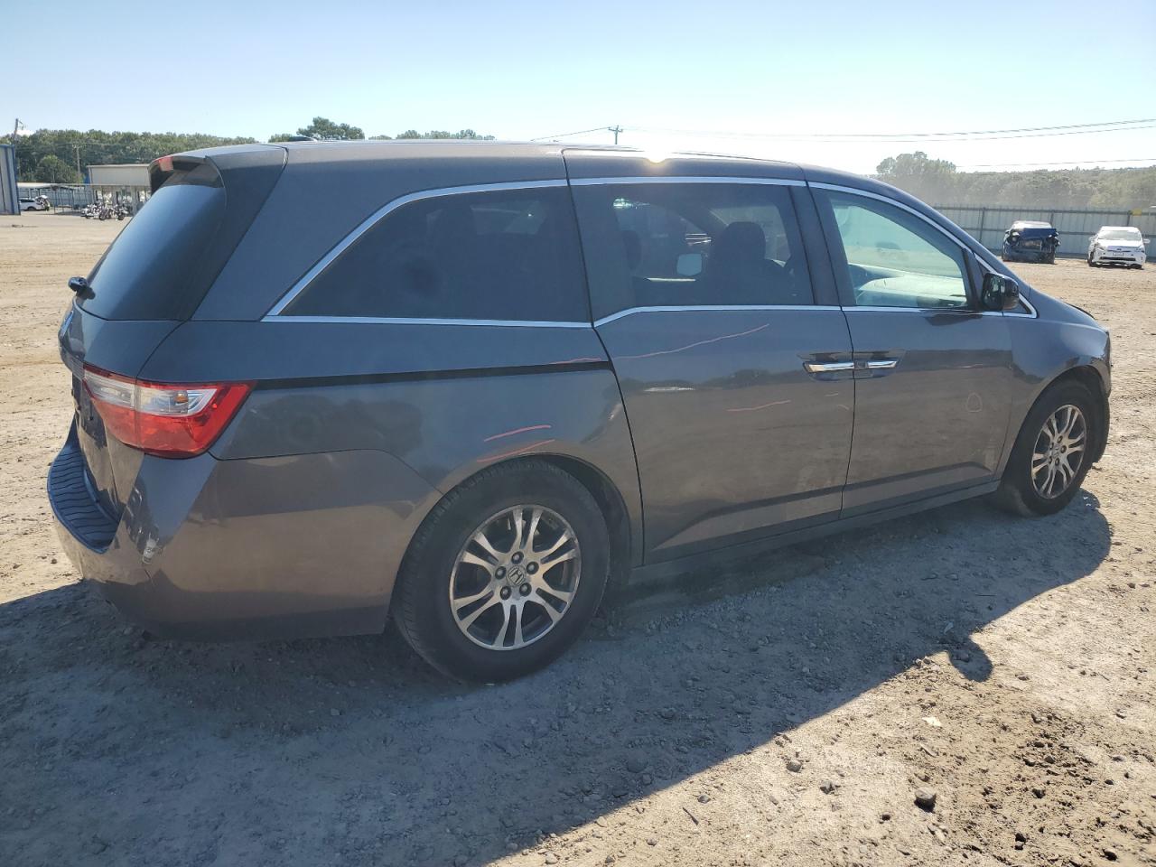 2012 Honda Odyssey - Image 3