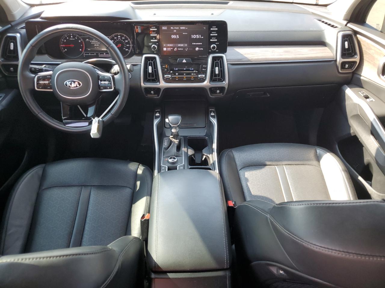 2021 Kia Sorento - Image 8