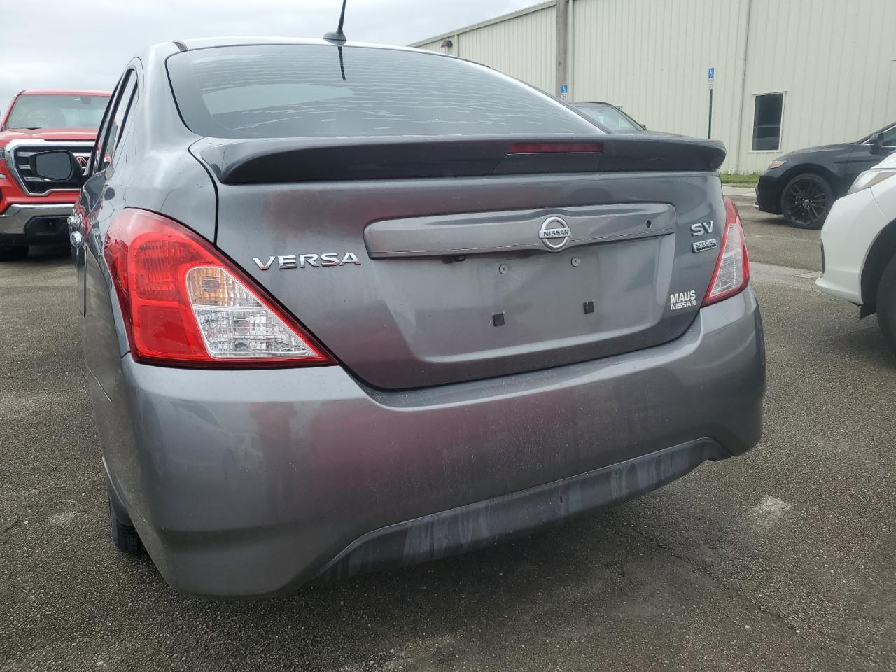 3N1CN7AP9HL807234 2017 Nissan Versa S