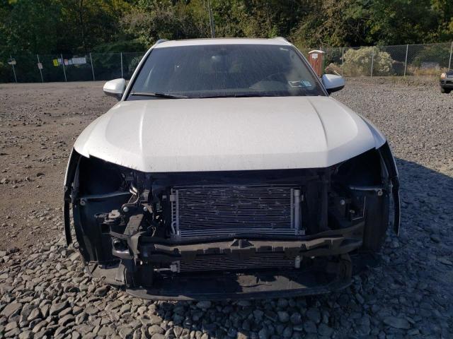 WA1DECF38P1105986 Audi Q3 PREMIUM 5